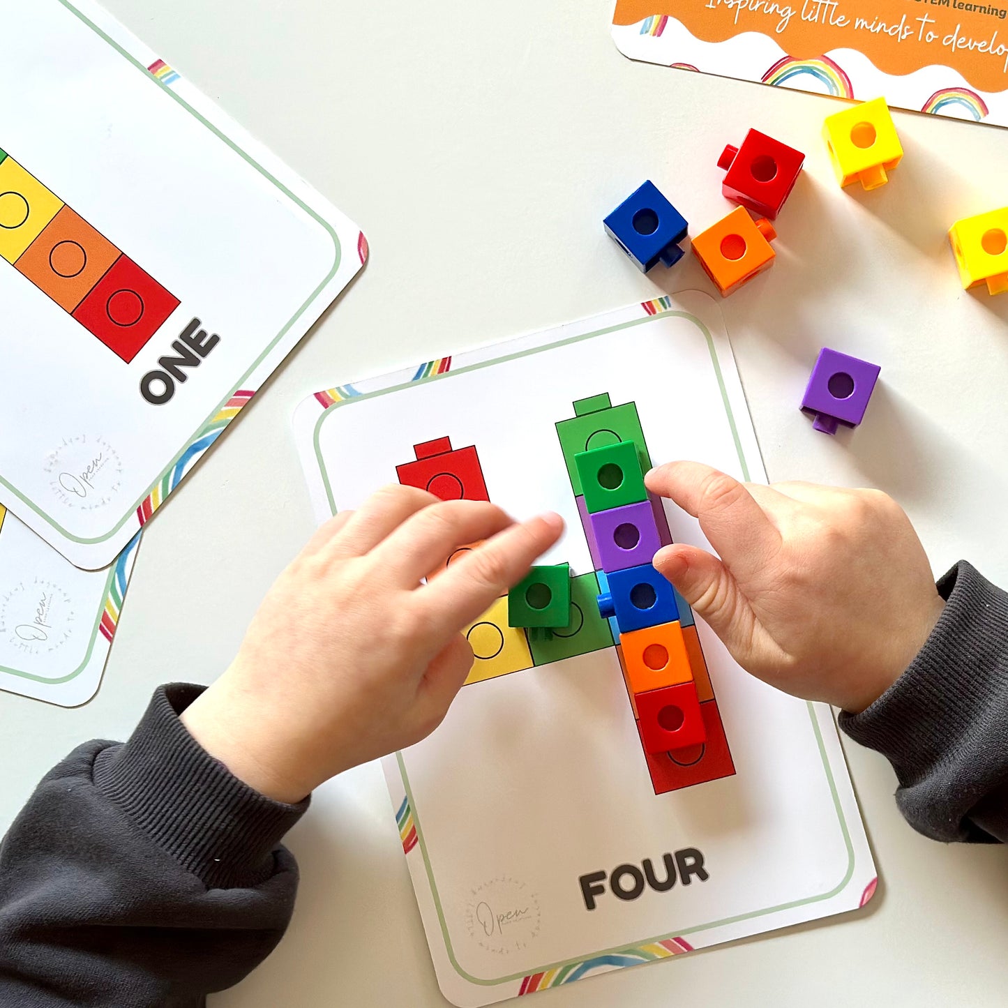 Busy Bag – Link Cube Match