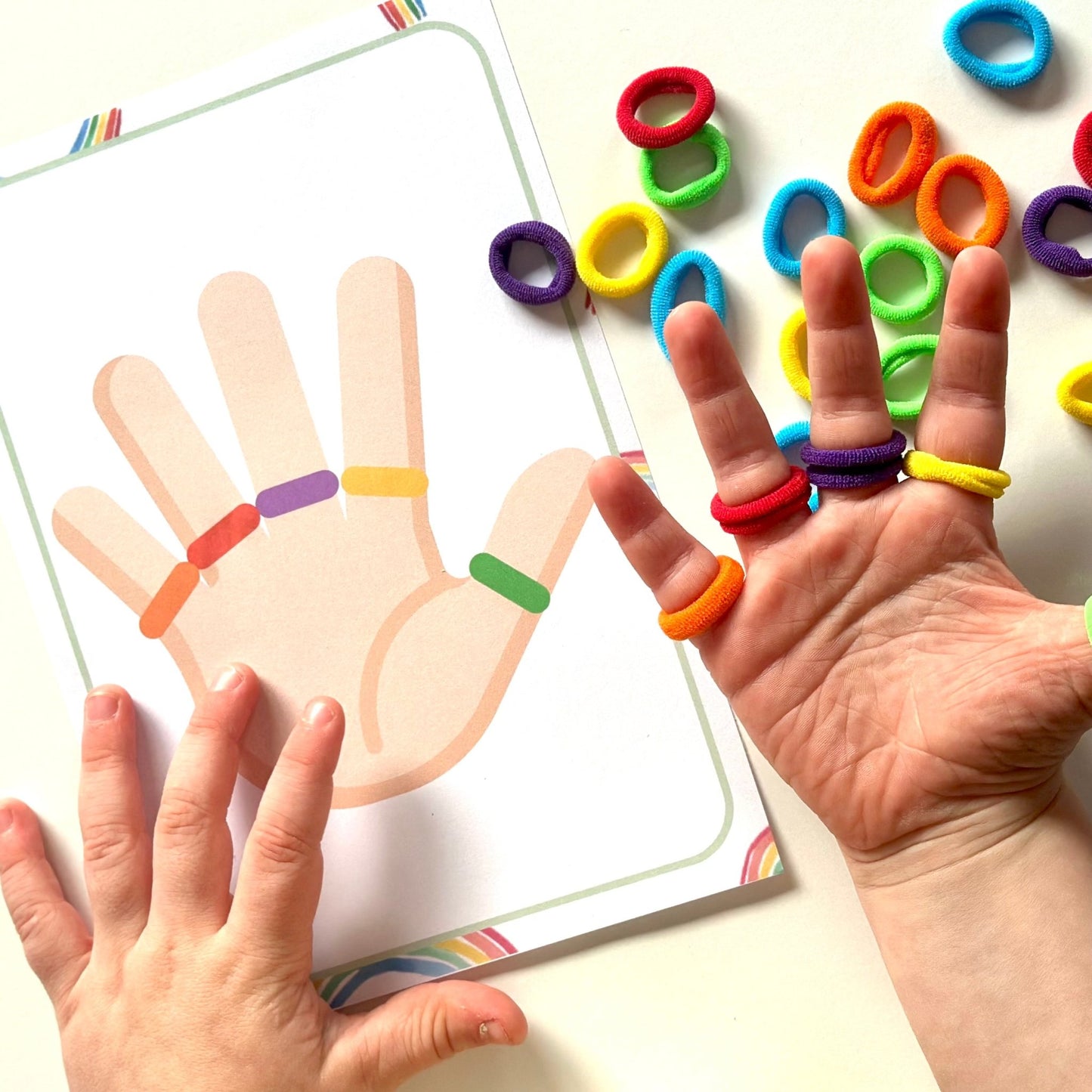 Busy Bag – Hand Pattern Match - from Open Hand Learning - Busy Bag Toddler Activity