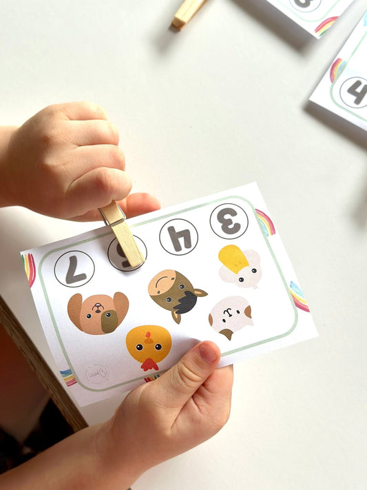 Busy Bag – Peg Number Match - from Open Hand Learning - Busy Bag Toddler Activity