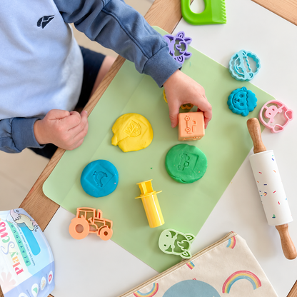 Toddler Fine Motor Busy Bag | Play Dough Activity