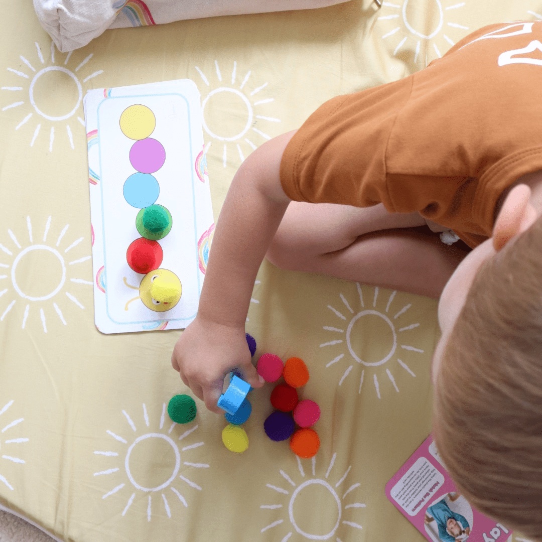 Busy Bag – Caterpillar Pom Pom Match - from Open Hand Learning - Busy Bag Toddler Activity